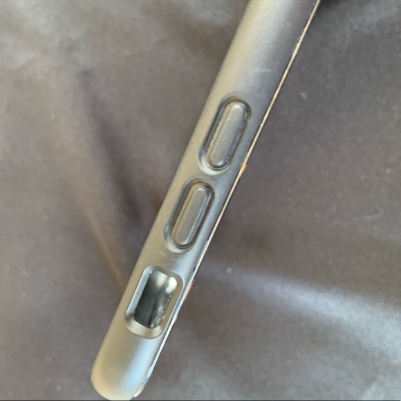 IPhone Sonic Leopard Print Phone Case - Picture 3 of 4